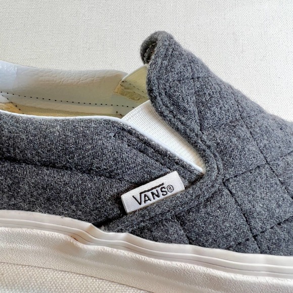 Vans Other - Vans "Off The Wall" Grey Quilted Cotton Men's Size 6 Woman 7 1/2 Skater Sneakers